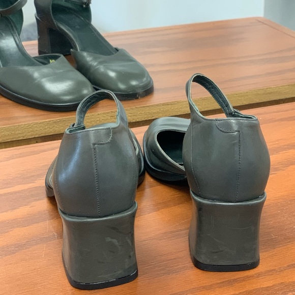 Kenneth Cole New York chunky Mary Janes - Picture 7 of 7